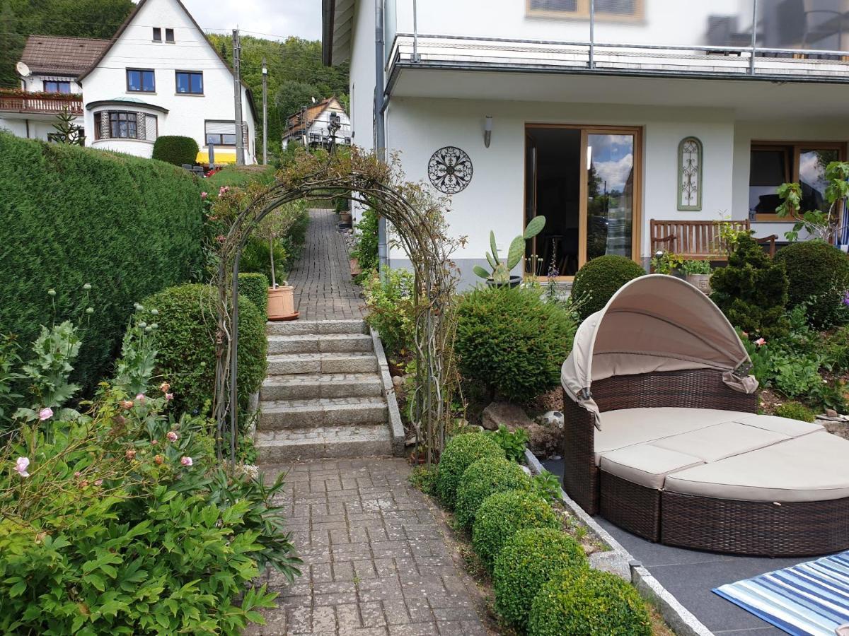 Zum Himmelreich Wutha-Farnroda Exterior foto